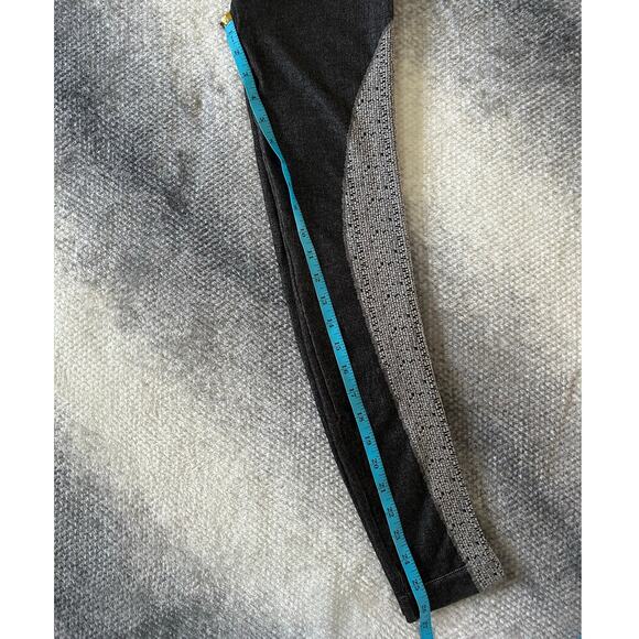 Free People Movement Gray Low Rise 7/8 Length Leggings Size Medium Large - Picture 8 of 8